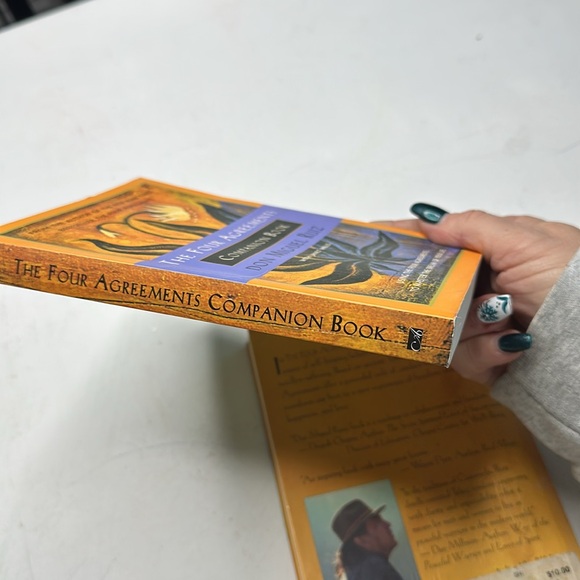 The four agreements/ four agreements companion book Don Miguel Ruiz self help - Picture 10 of 16